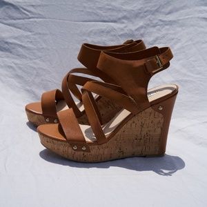 Guess Hylie Wedges in Medium Brown